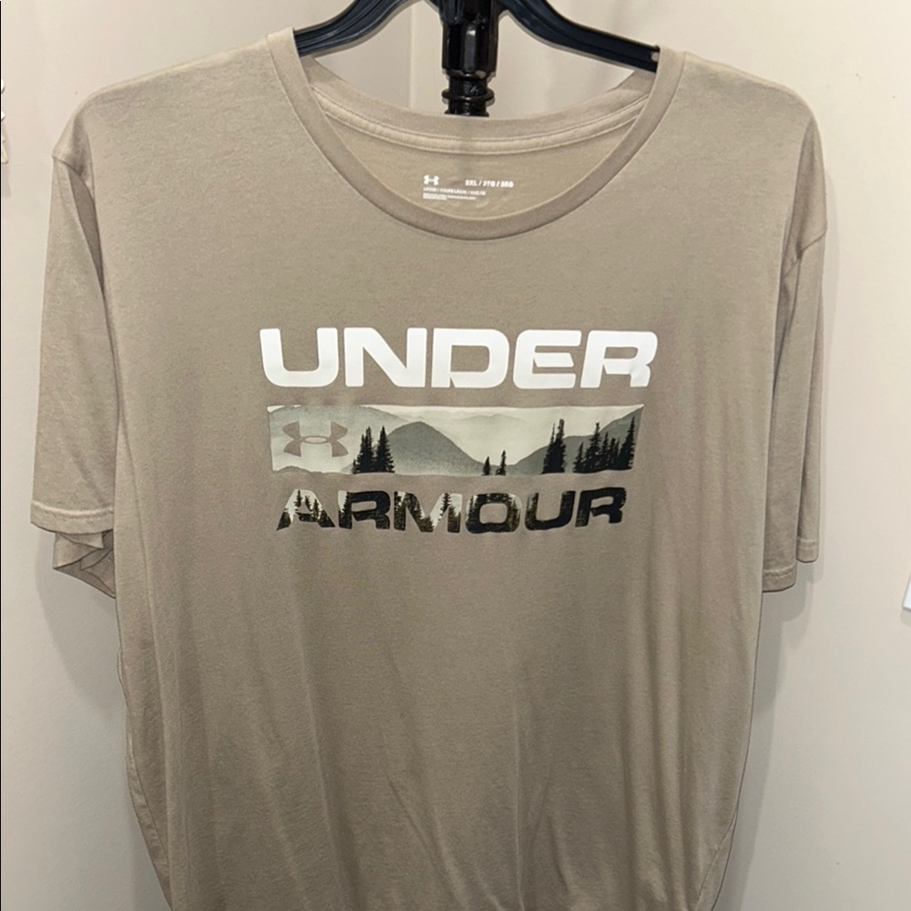 Under Armour Tan Short Sleeve Tee Performance Shirt